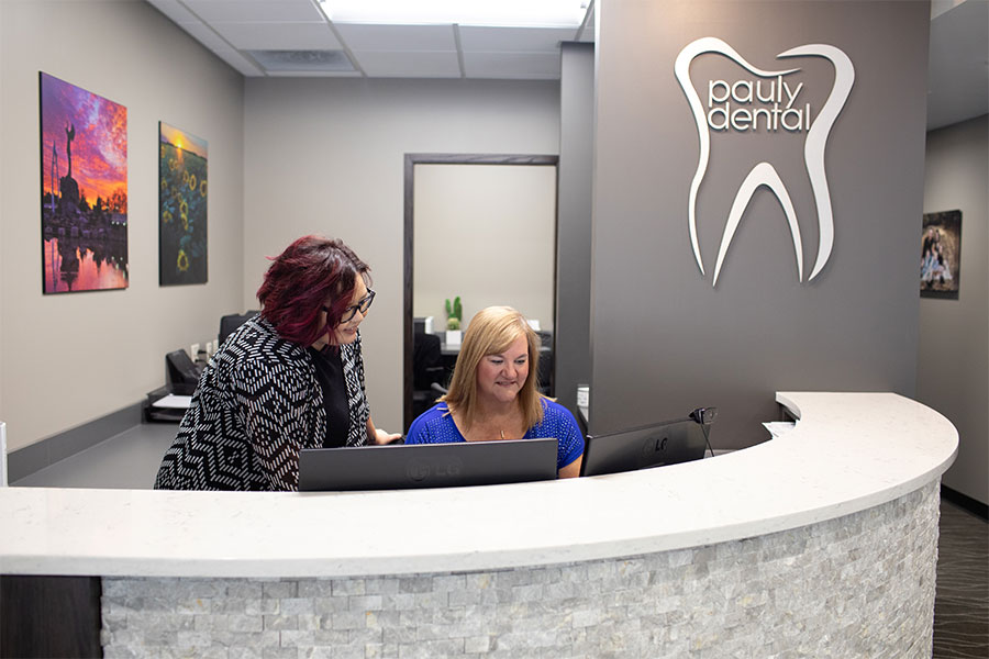 Zwahlen and Marshall Family Dentistry | Sports Mouthguards, Emergency Treatment and Extractions